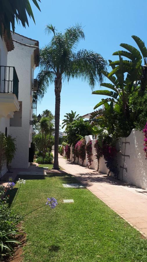 El Paraiso Golf Y Playa Estepona Exterior photo